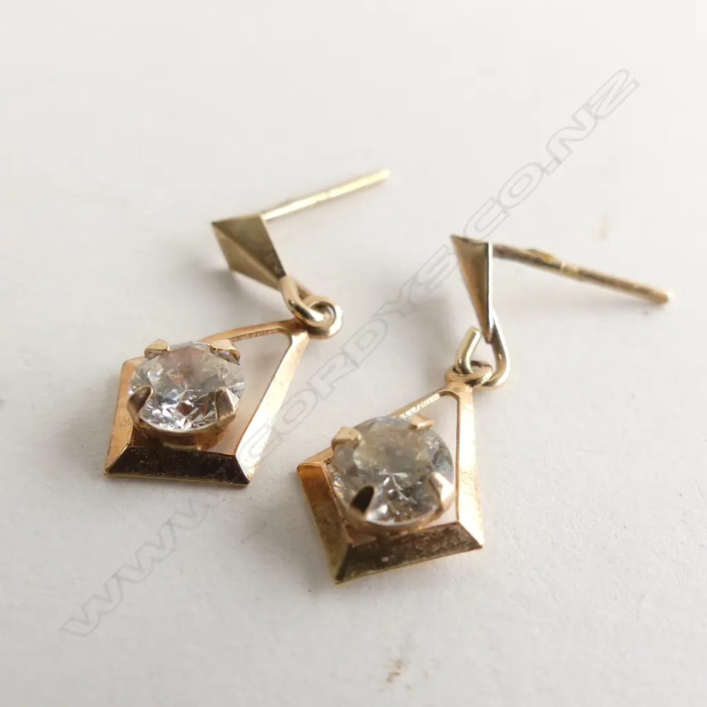 PR CZ & GOLD TONE DROP EARRINGS NO SCROLLS Image 1++