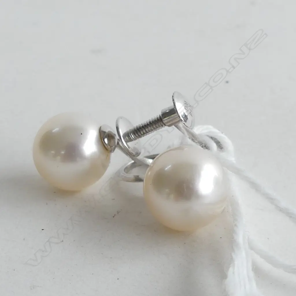 14CT WHITE GOLD PEARL EARRINGS  2.5GMS Image 1++