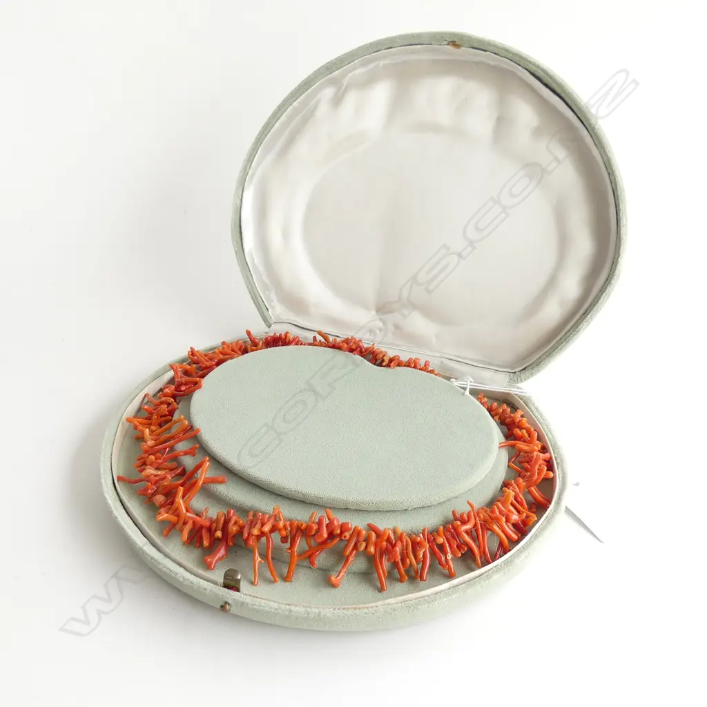 CORAL BRANCH NECKLACE  Image 1++