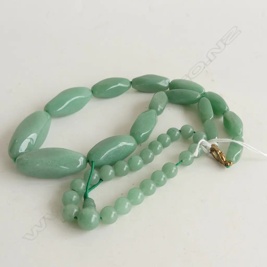 JADE NECKLACE & BRACELET Image 1++