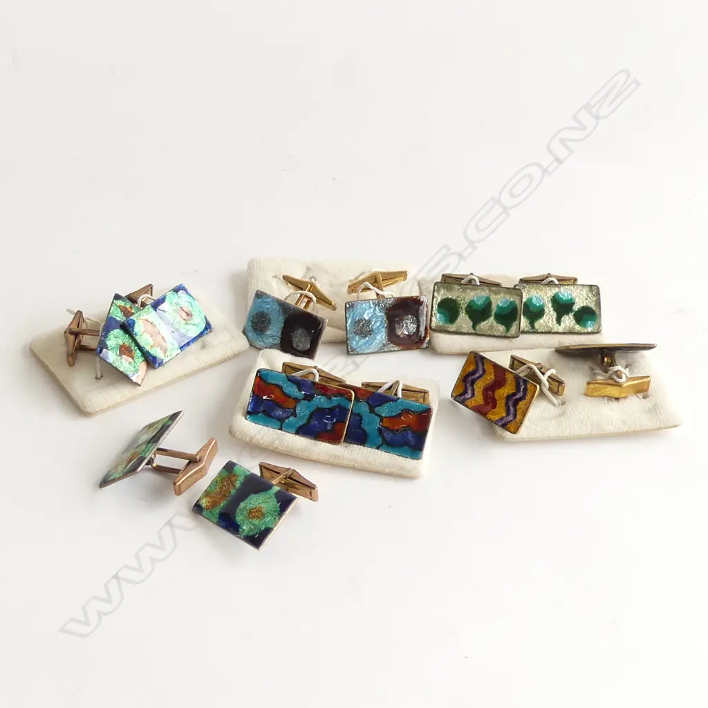 6 PAIRS ASST BRIGHT ENAMEL CUFFLINKS Image 1++