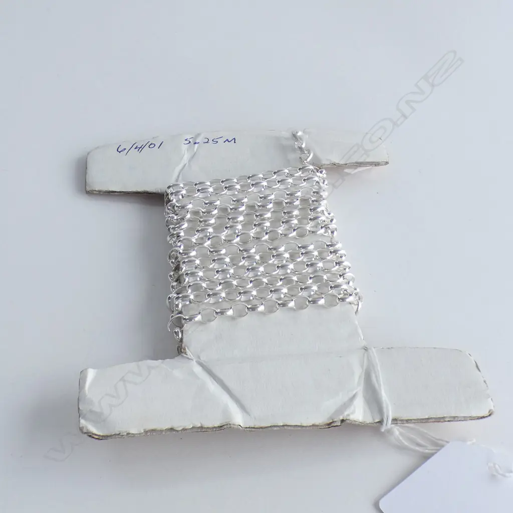 VINTAGE BULK SILVER CHAIN NEW OLD STOCK 1.5meters Image 1++