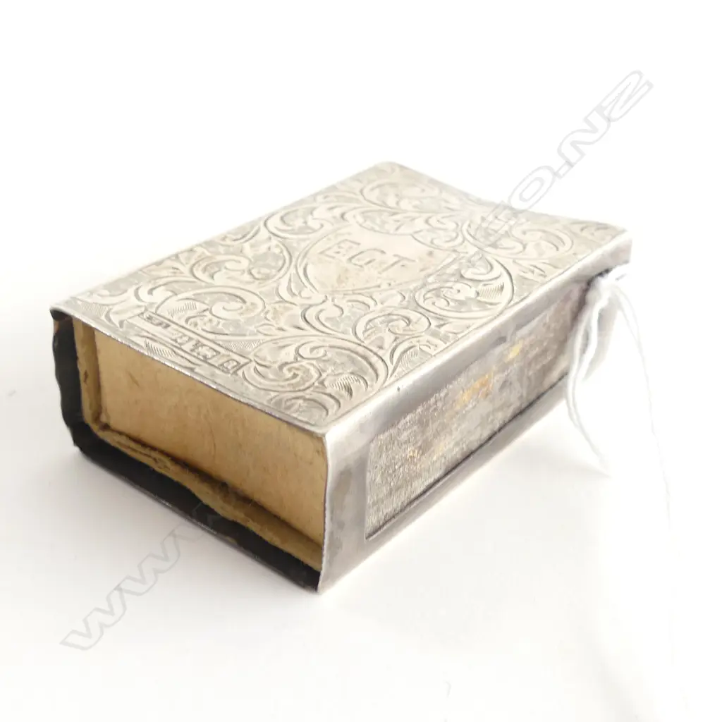 VICTORIAN SILVER ENGRAVED MATCH BOX HOLDER Birm.1900 Image 1++