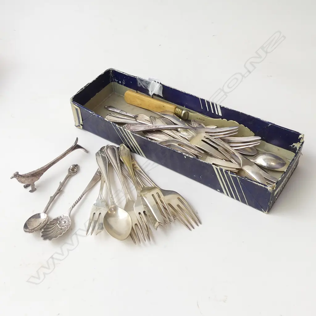 ASSORTED EP CUTLERY Image 1++