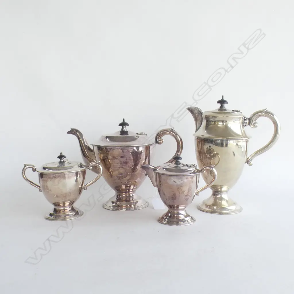 4 PC SILVER PLATE SET; TEA POT, COFFEE POT, SUGAR BOWL & JUG. ALL HAVE HINGED LIDS Image 1++