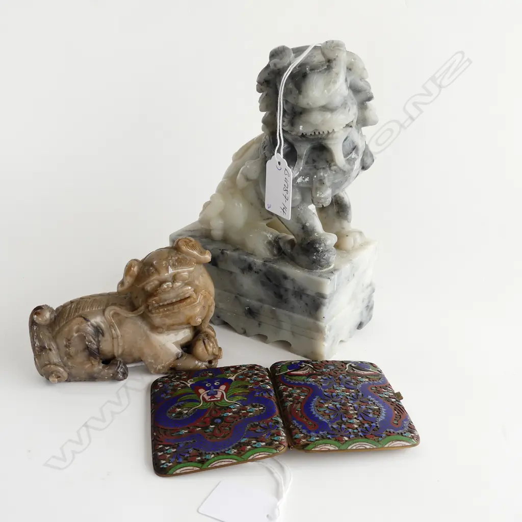 2 CHINESE ALABASTER CARVED FO DOGS & CLOISONNE CIGARETTE CASE A.F Image 1++