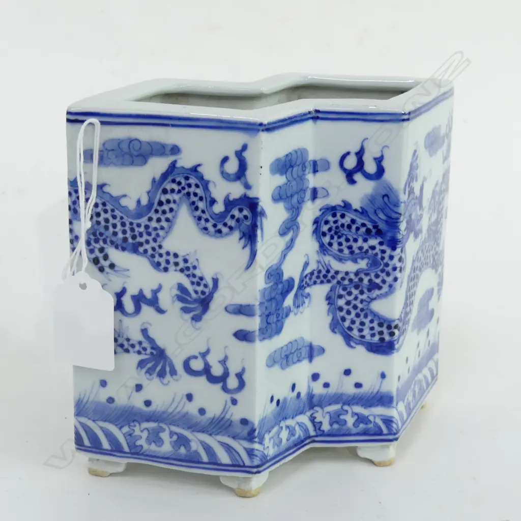 CHINESE B/W BRUSH POT w. QIANLONG MARK H.245mm Image 1++