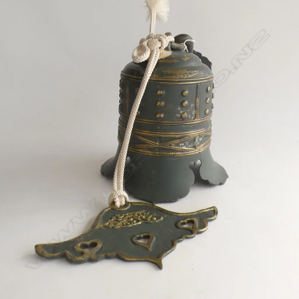 PAINTED BRONZE JAPANESE TEMPLE BELL w. SUSPENSION HOOK H.250mm Image 1++