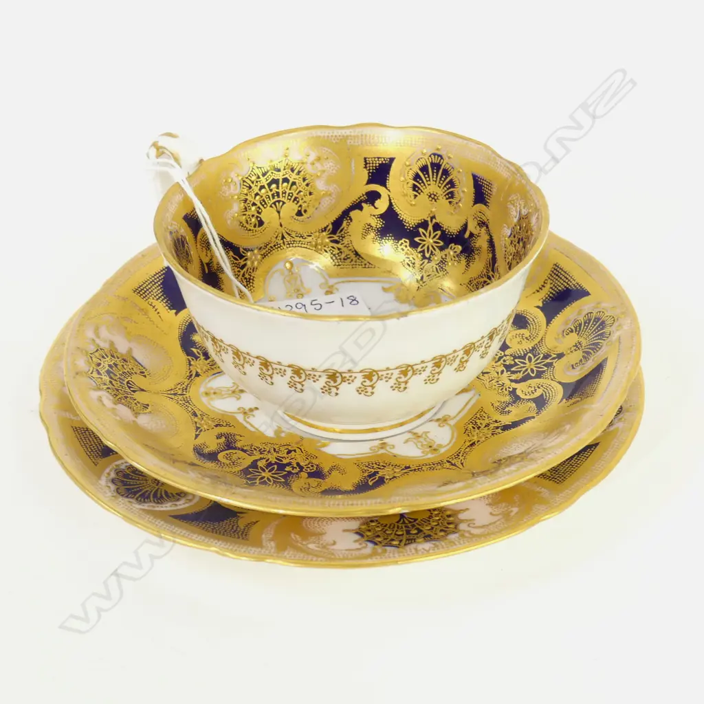 ROYAL WORCESTER GOLD GILDED TRIO #W8833 - SIGNED J STANLEY  - PURPLE MARK TO BASE Image 1++