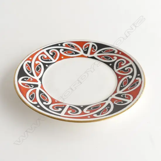ROYAL DOULTON 'MAORI ART' SAUCER 135mm dia