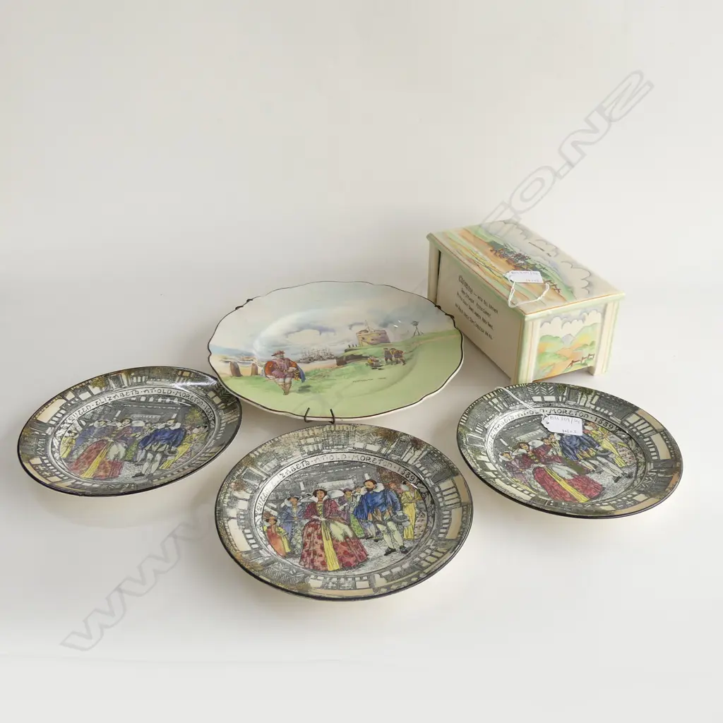 CROWN DEVON 'WIDDICOMBE FAIR' MUSIC BOX W.210mm + 4 ROYAL DOULTON PLATES; 3x MORETON HALL 190mm dia, PLYMOUTH HOE Image 1++