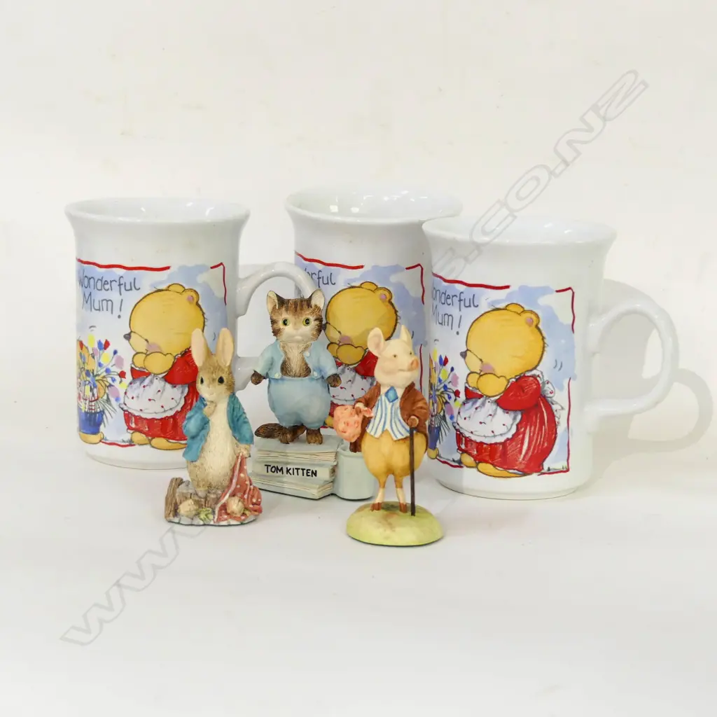 3 BEATRIX POTTER FIGURINES; PETER RABBIT / PIGLING ISLAND & TALE OF TOM KITTEN + 3 BOX ANDREW BROWNSWORD MUGS (ALL BOXED Image 1++