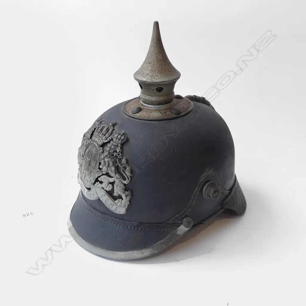 WWI BAVARIAN OFFICERS PICKELHAUBE Image 1++