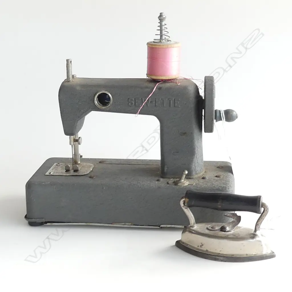 SEW-ETTE SEWING MACHINE AND MINIATURE IRON  Image 1++