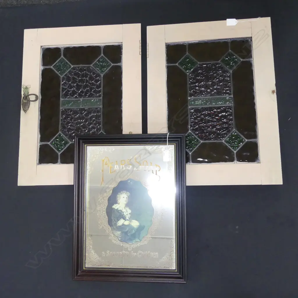 PR LEADLIGHT CUPBOARD DOORS (415 X 550MM) + PEARS SOAP FRAMED MIRROR (360 X 460MM) Image 1++