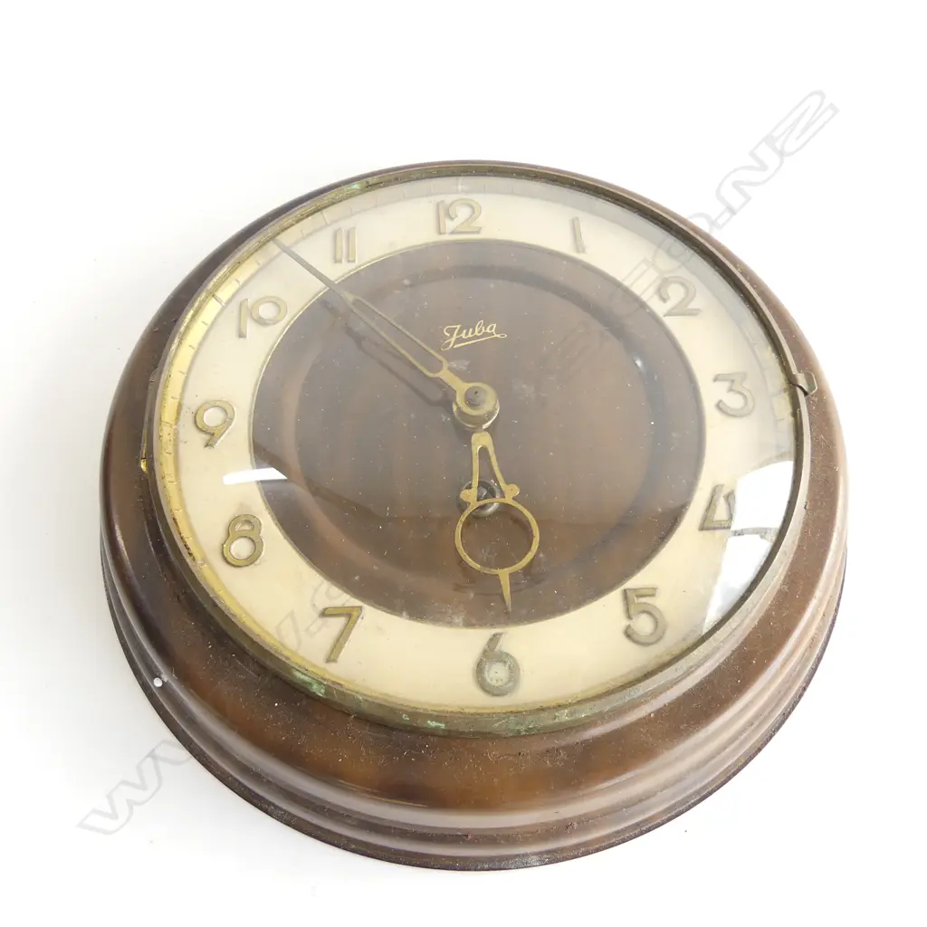 VINTAGE WALL CLOCK DIAMETER 240mm Image 1++