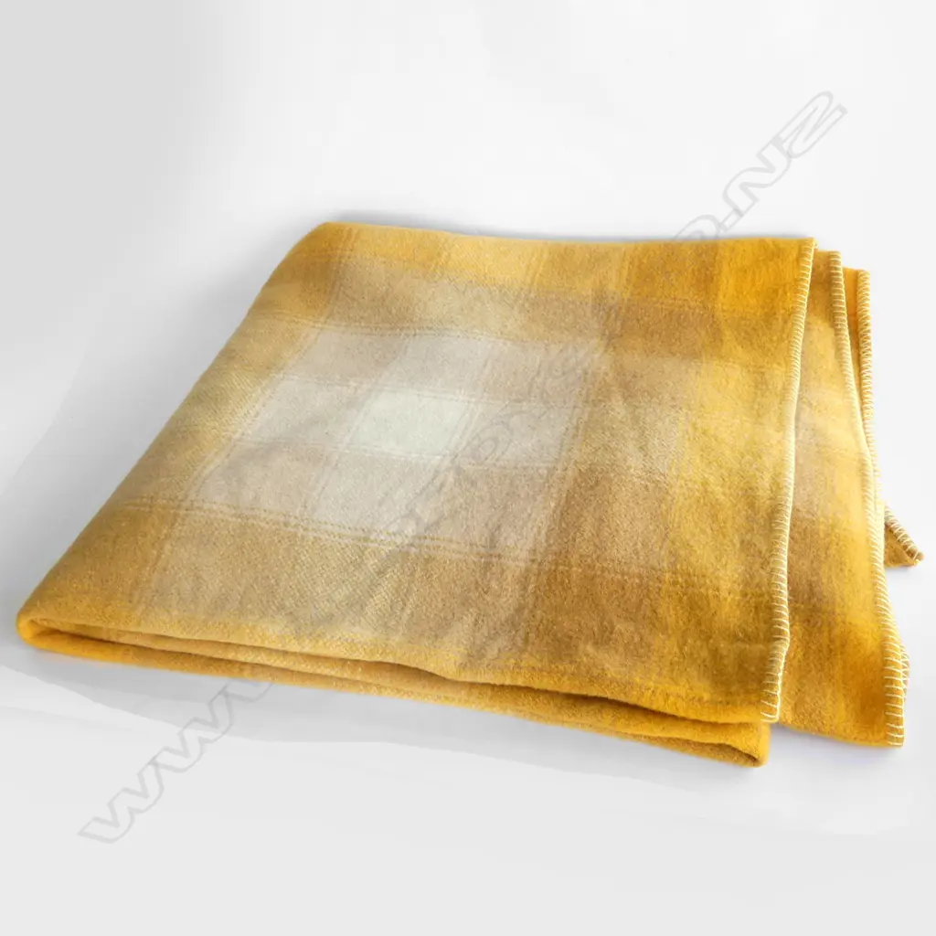 LRG QUEEN SIZED ORANGE WOOL ROSLYN BLANKET 2300x1900mm Image 1++