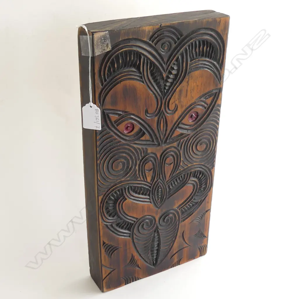 CARVED WOODEN MAORI WHETU FACE H.415mm Image 1++