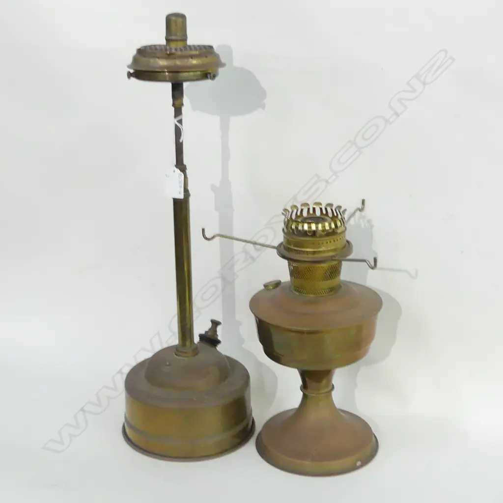 2 VICTORIAN BRASS KEROSENE TABLE LAMP BASES 1 H 540MM & 1 320MM Image 1++