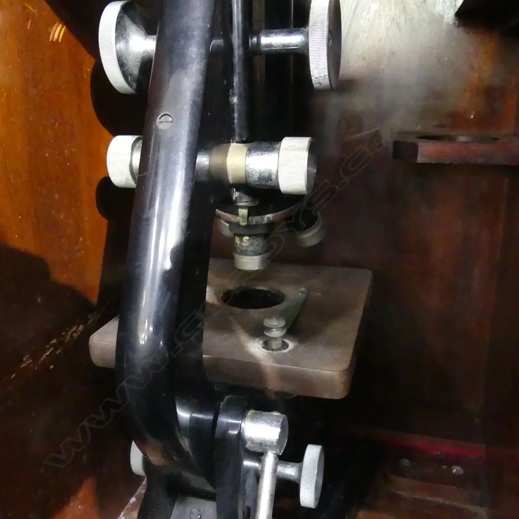 VINTAGE MICROSCOPE, BOXED H.375mm Image 1++