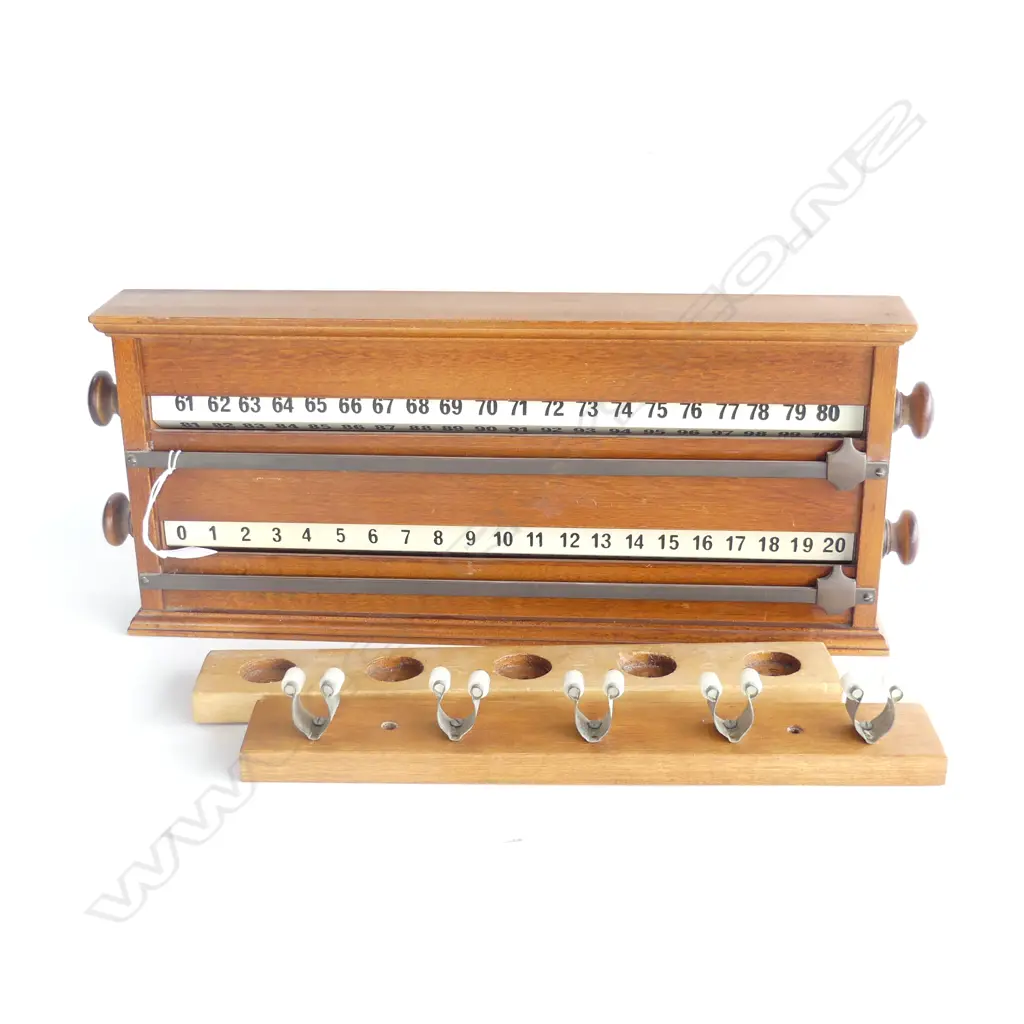 VINTAGE POOL / SNOOKER SCORE BOARD W.510mm + 2 HOLDERS; CUE & OTHER Image 1++