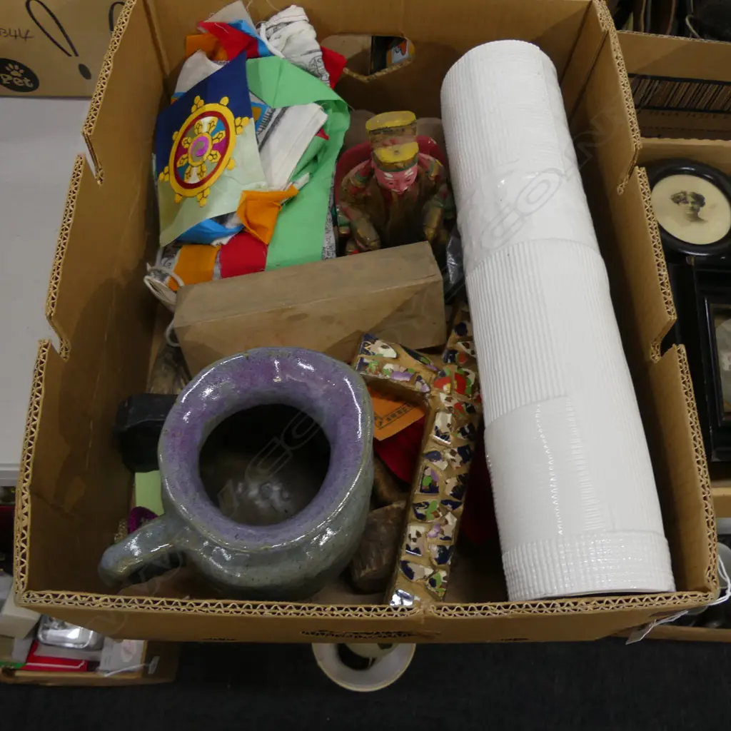 BOX LOT ASST. ORIENTAL CERAMICS ETC Image 1++