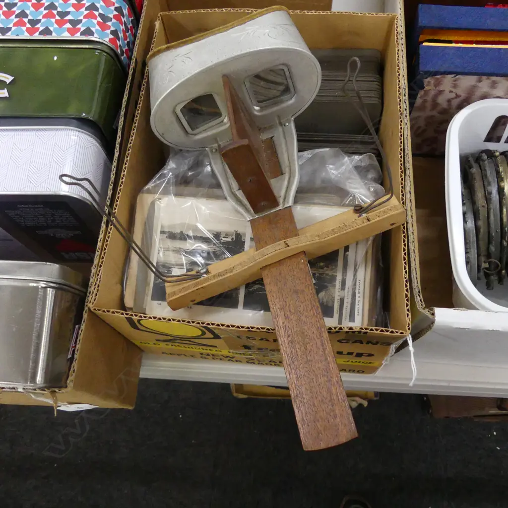 ANTIQUE STEREOSCOPE & SLIDES Image 1++
