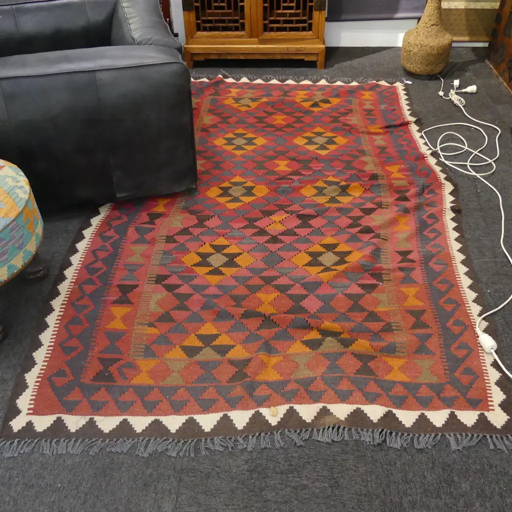 LARGE KELIM RUG Image 1++