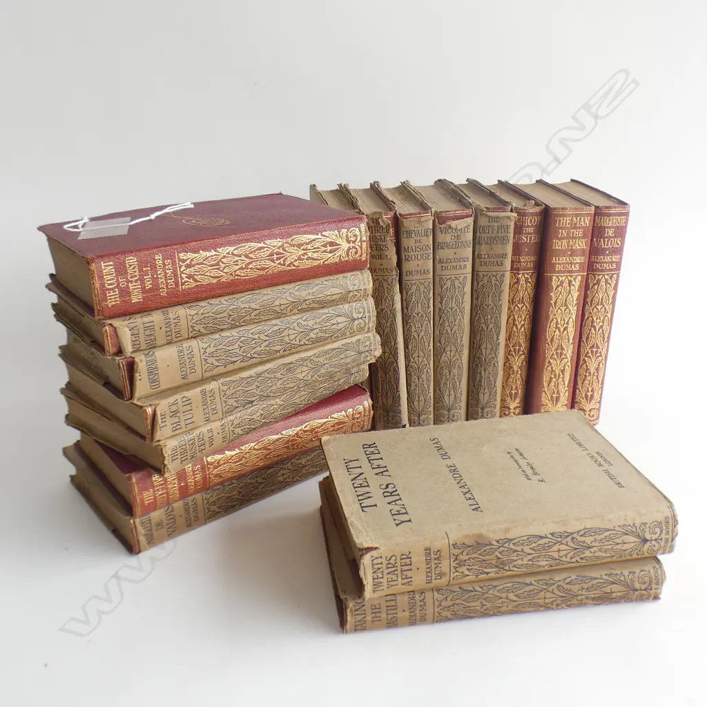 17 ALEXANDRE DUMAS NOVELS  Image 1++