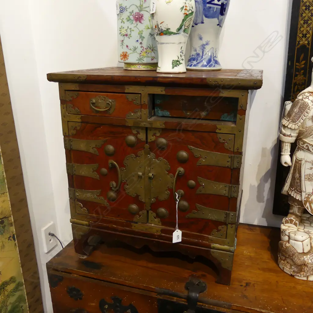 SMALL KOREAN CHEST; 2 DRAWERS (1 AF) ABOVE DOUBLE DOORS 520x375x535mm Image 1++