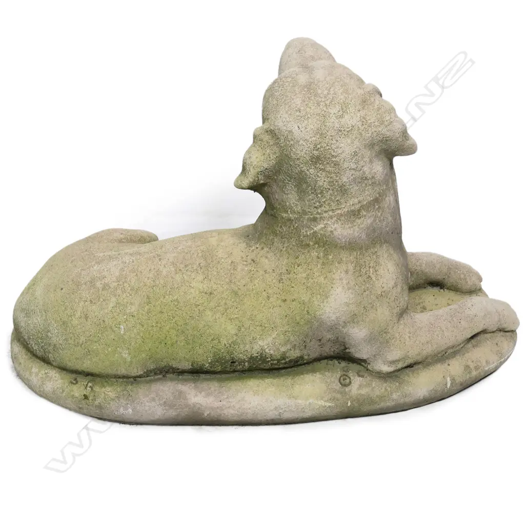 CONCRETE STONEWARE LABRADOR Image 1++