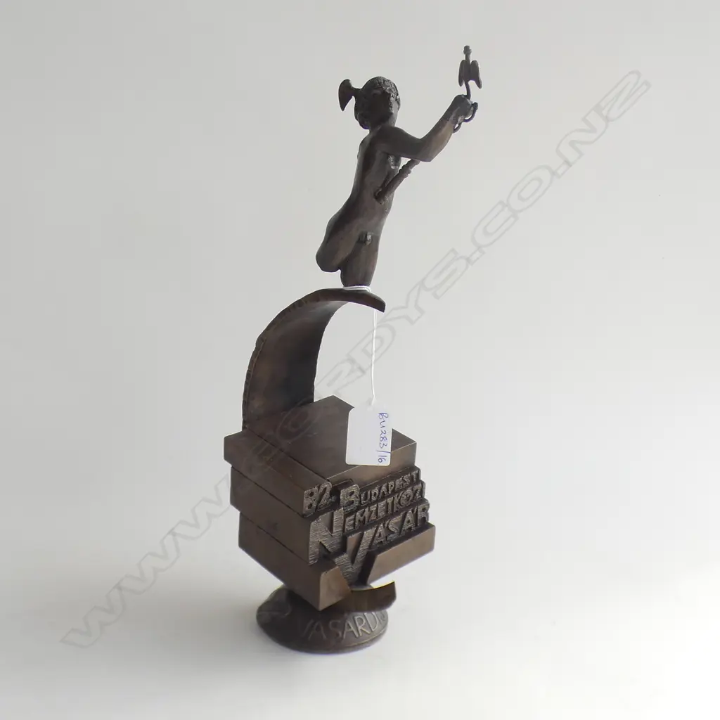 BRONZE SCULPTURE 'BUDAPEST INTERNATION FAIR 1982' H.320mm Image 1++