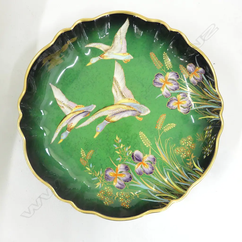 CARLTON WARE GREEN & GILT COMPORT 225mm dia Image 1++