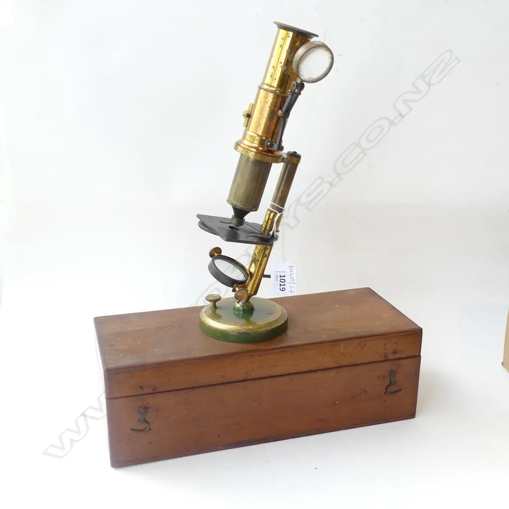 VINTAGE BRASS MICROSCOPE IN WOODEN BOX H.300mm Image 1++