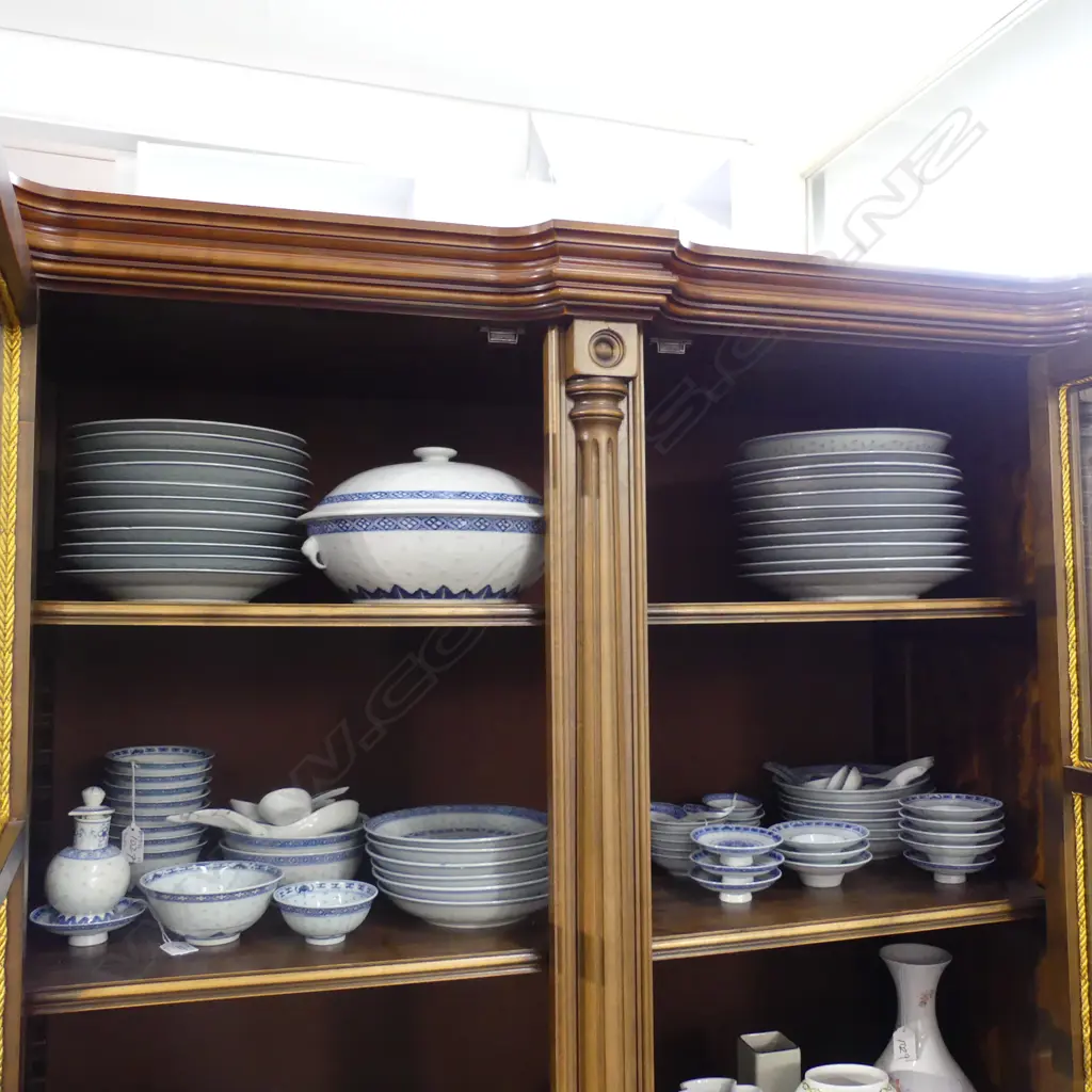 94 PC ORIENTAL BLUE & WHITE DRAGON PATTERN DINNER SERVICE; VARIOUS SIZE PLATES BOWLS, DISHES, 15 SPOONS (3 SIZES) Image 1++