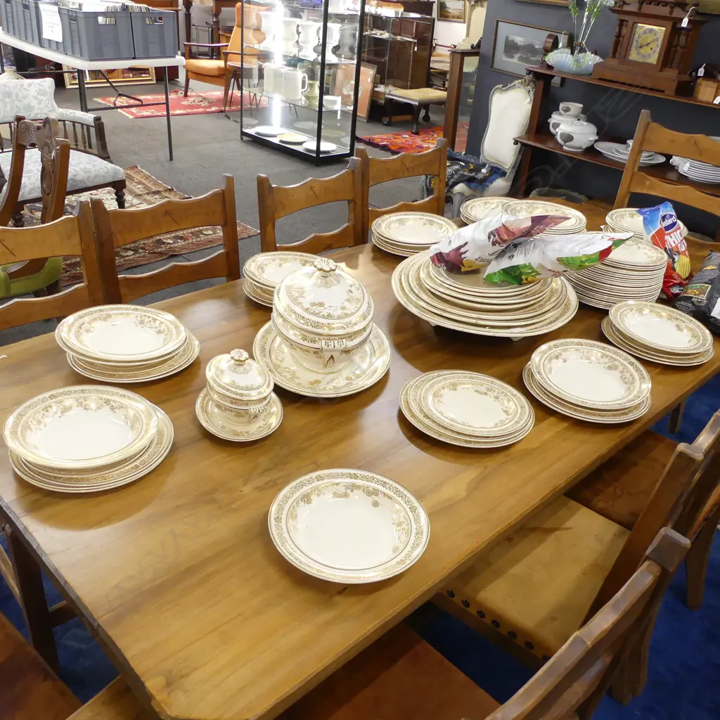 LARGE WEDGWOOD DINNER 110 PC SET IVORY WITH GOLD PATTERNED RIMS -  SOME A/F Image 1++