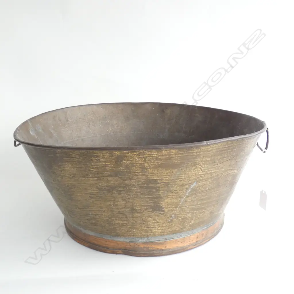 VINTAGE COPPER / METAL BUCKET 435mm dia Image 1++