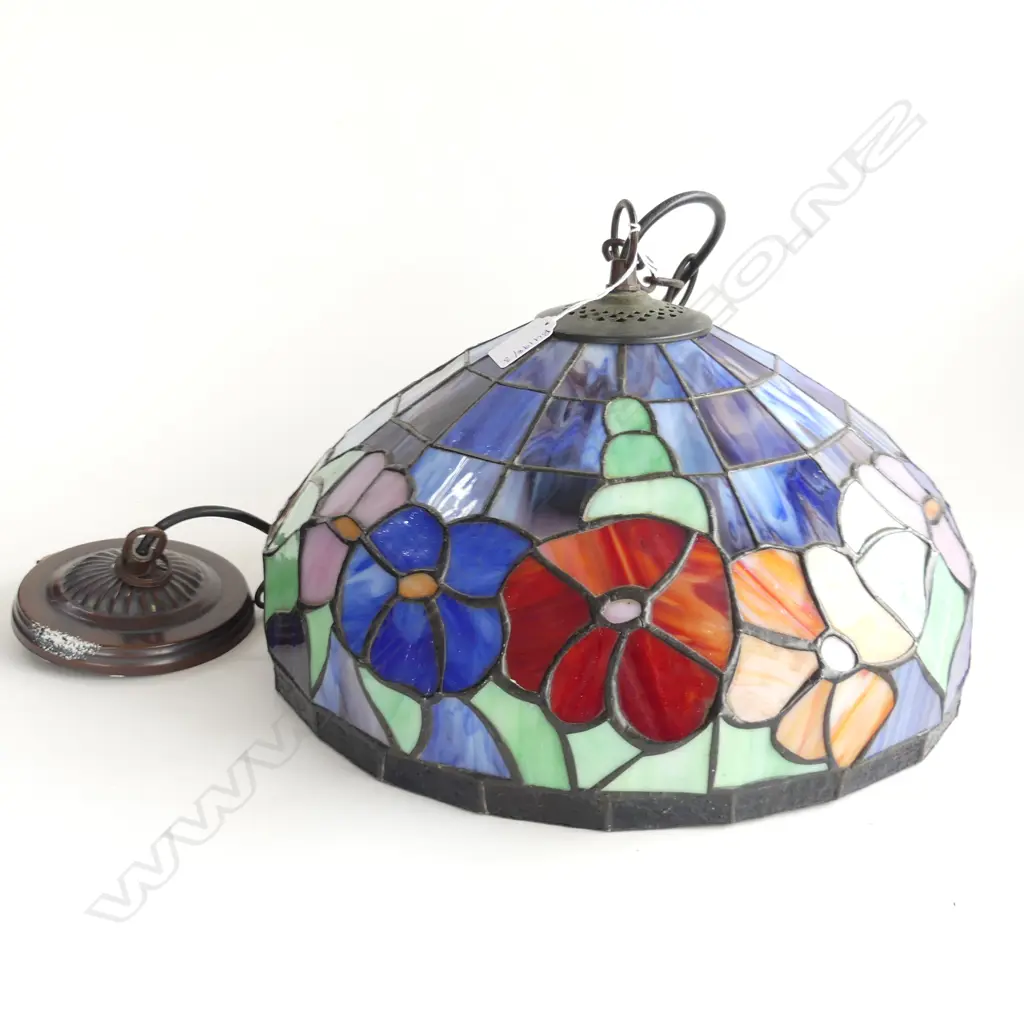 TIFFANY STYLE PENDANT LIGHT SHADE 380mm dia Image 1++
