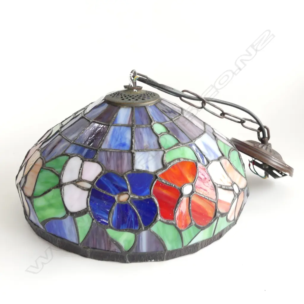TIFFANY STYLE PENDANT LIGHT SHADE 380mm dia Image 1++