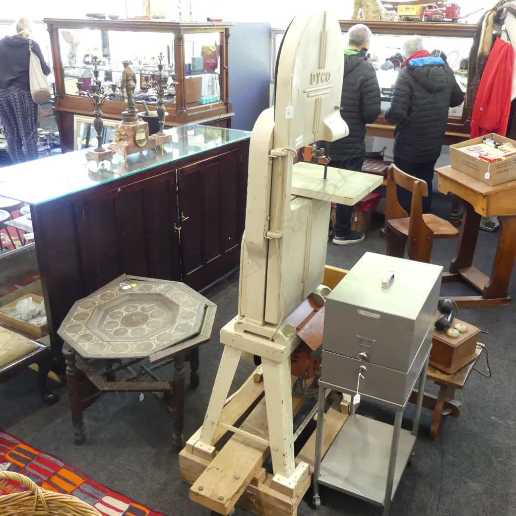 DYCO BANDSAW H.1750mm Image 1++