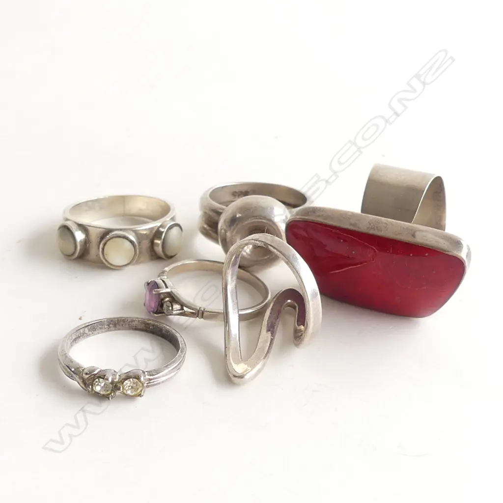 6 ASST STG SILVER RINGS Image 1++