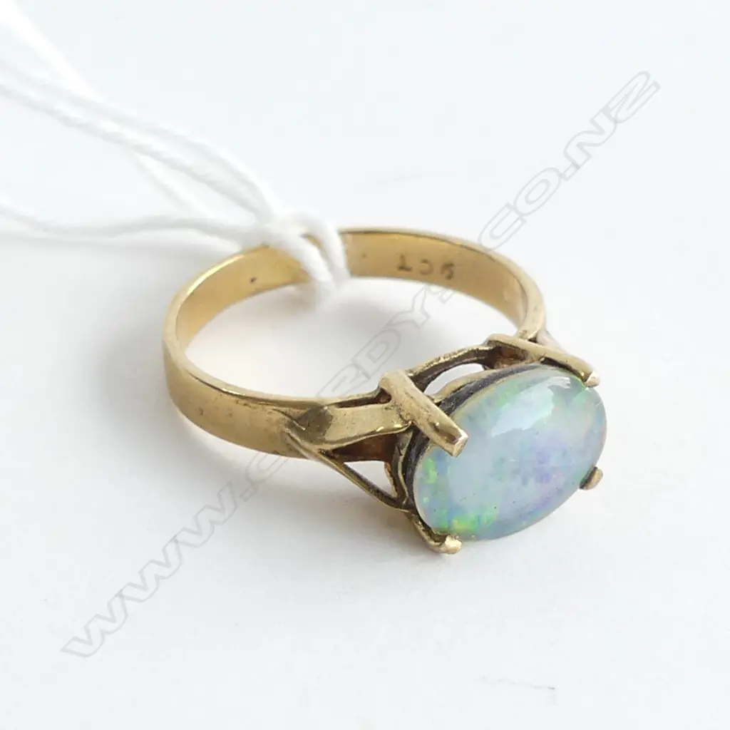9CT GOLD RING OPAL DOUBLET PANEL 2.38gms Image 1++