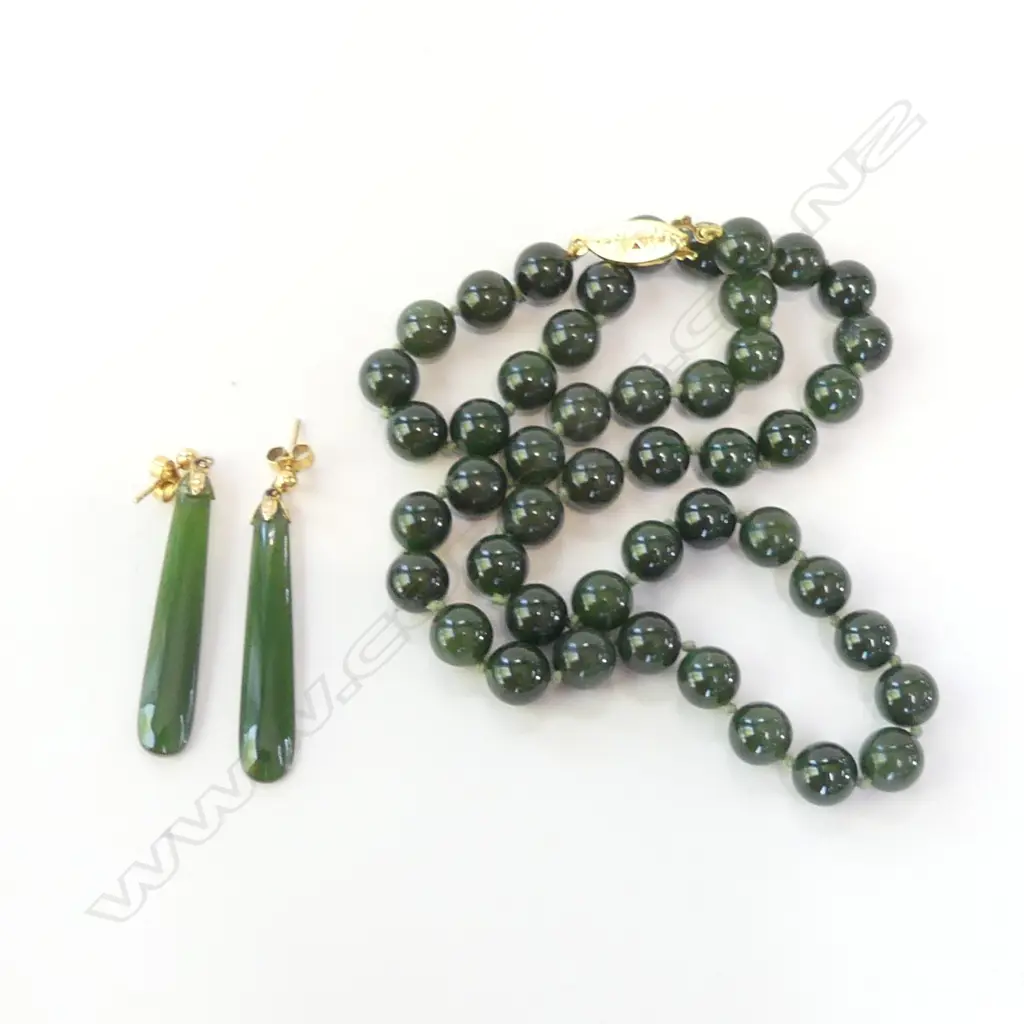 JADE BEAD NECKACE & PR TEAR DROP EARRINGS Image 1++
