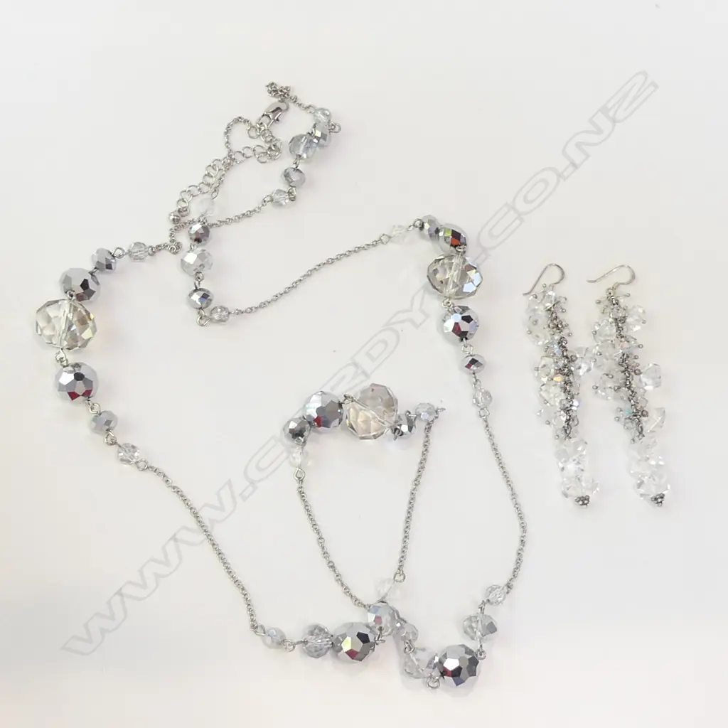 CRYSTAL COSTUME JEWELLERY - LONG CHAIN & FACETED BEAD NECKLACE (490MM) + LONG DROP EARRINGS MOUNTED ON 925 SILVER Image 1++