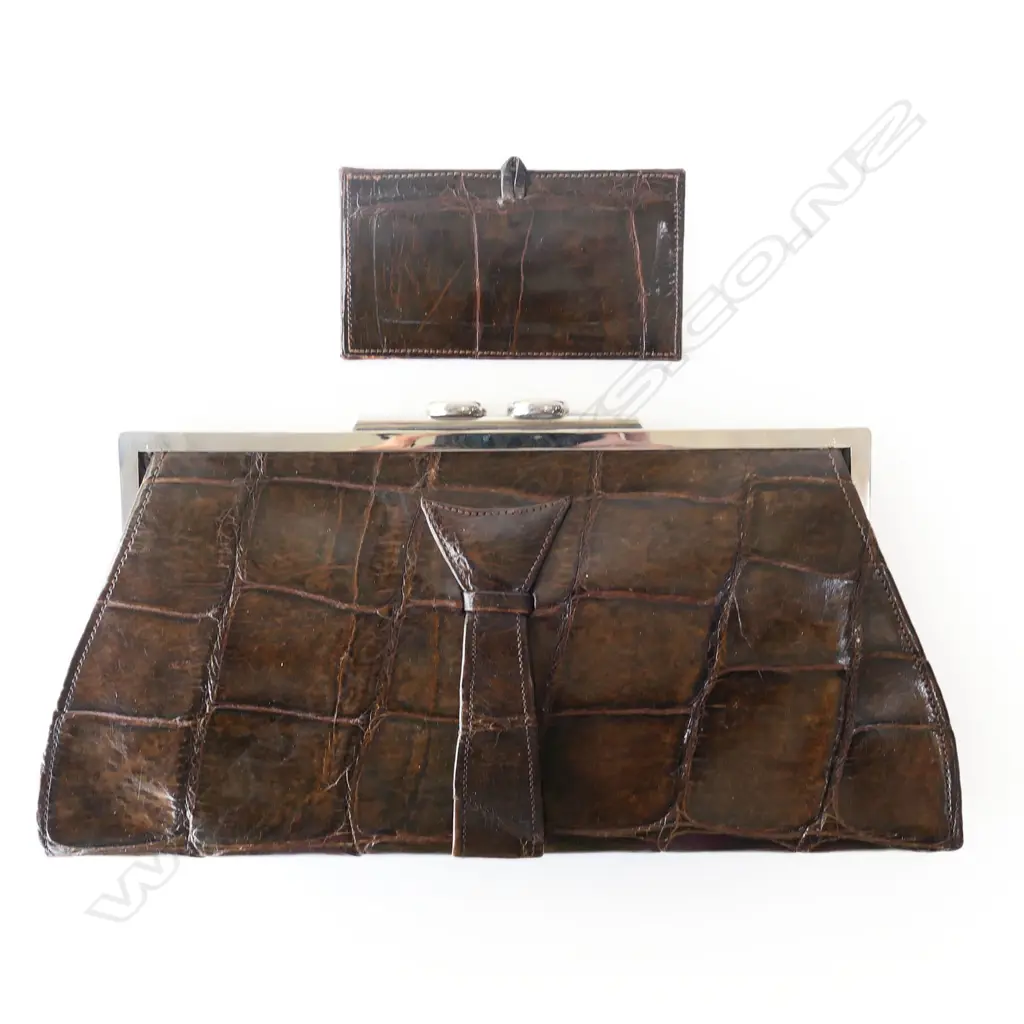 VINTAGE CROCODILE CLUTCH BAG WITH MATCHING VANITY MIRROR, 320 x 160mm Image 1++