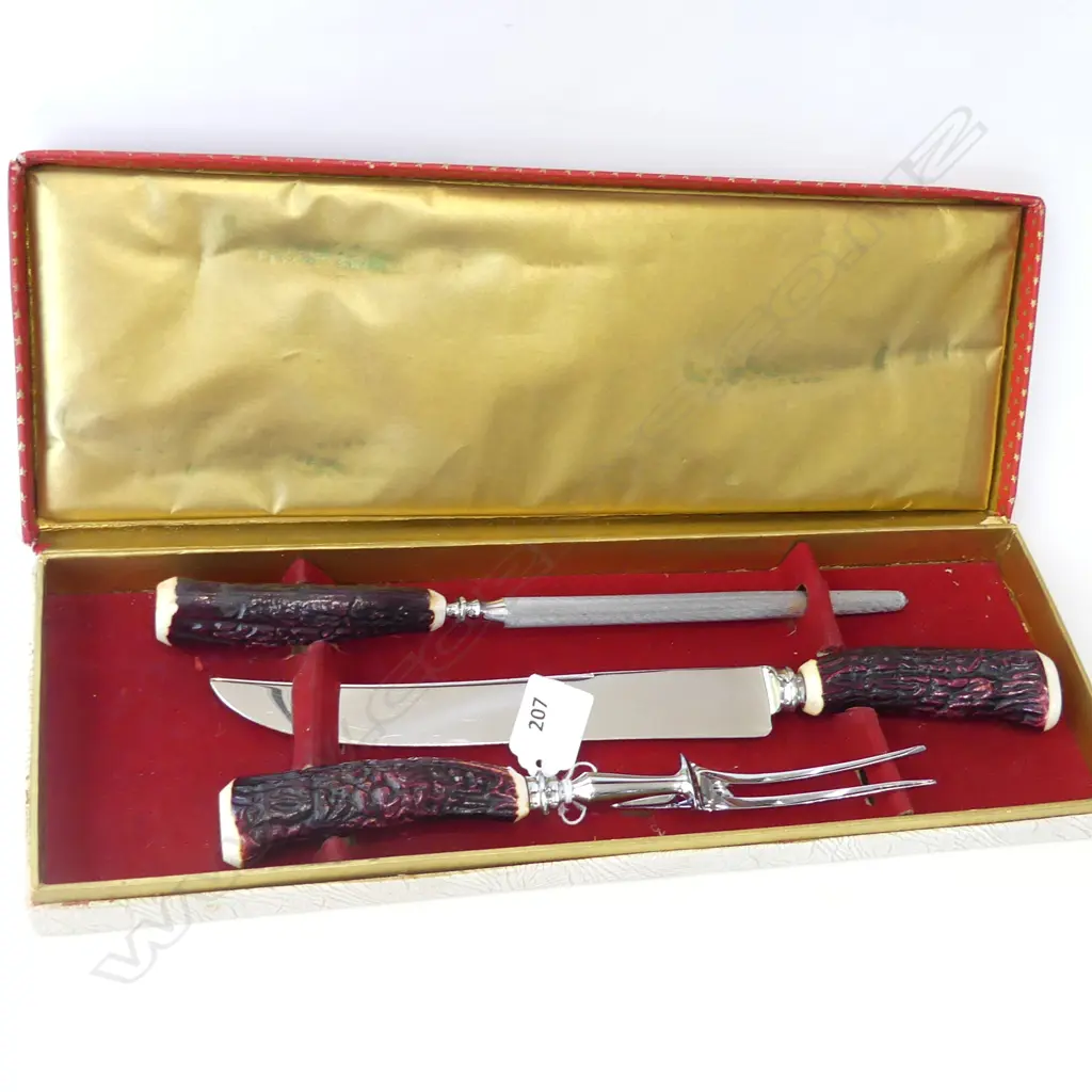 SHEFFIELD CARVING SET IN CASE BY HIRAM WILD Image 1++