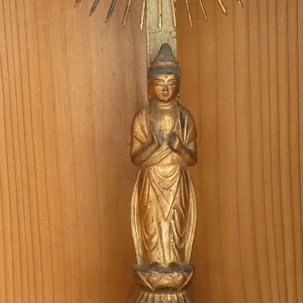 EARLY 20THC JAPANESE HOUSE SHRINE. WOOD CABINET enclosing gilded buddha H.535mmmm Image 1++