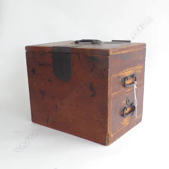 19thC JAPANESE SUZURI-BAKO MERCHANT WRITING/SUPPLY BOX  220x300x260mm