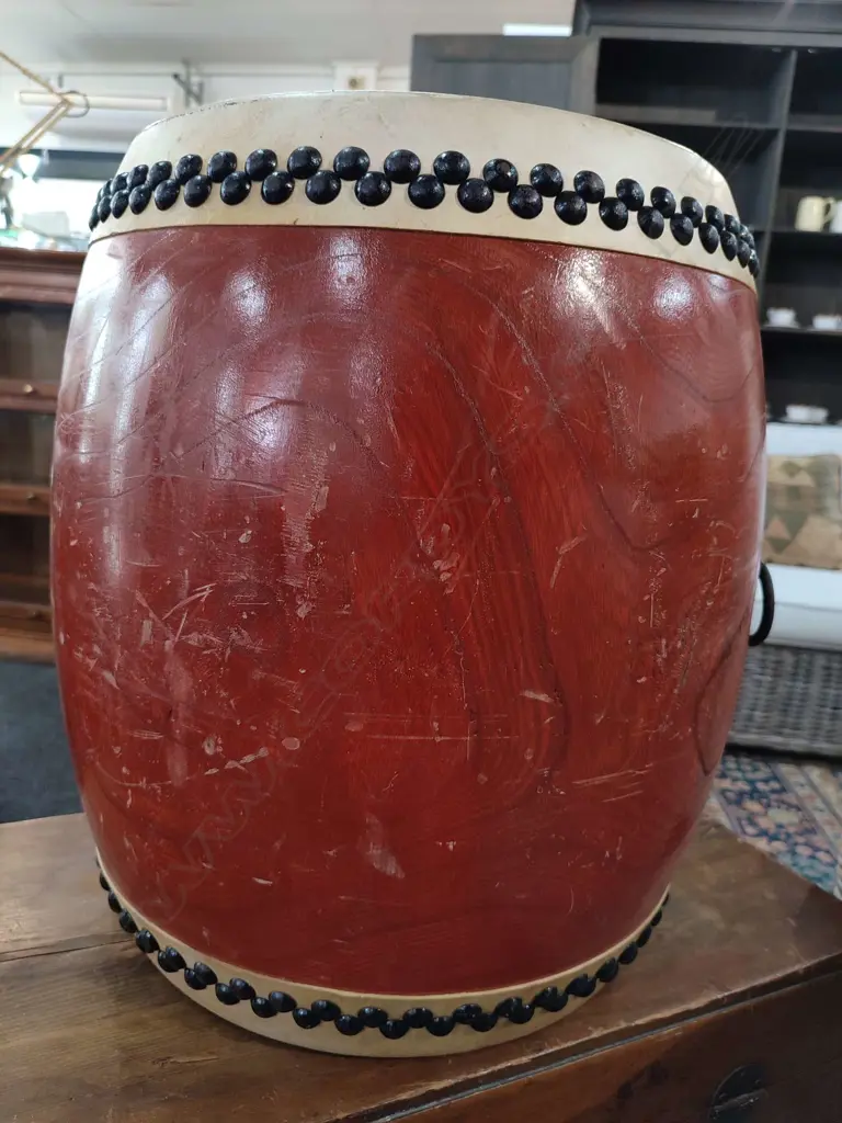 LGE OLD JAPANESE DRUM BARREL FORM W STICKS. Dia.450mm Image 1++