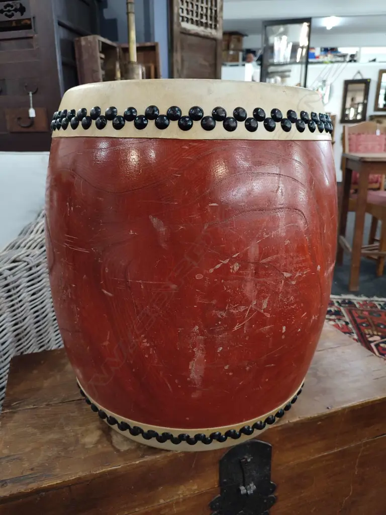 LGE OLD JAPANESE DRUM BARREL FORM W STICKS. Dia.450mm Image 1++